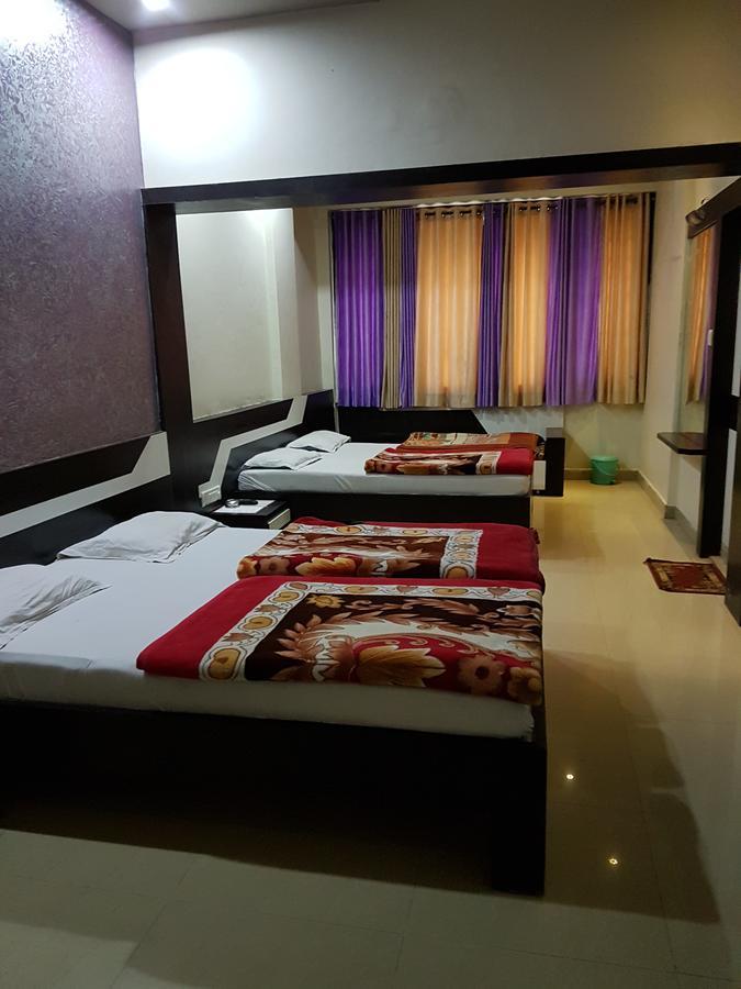 Hotel Raviji'S Retreat Ābu Exteriör bild